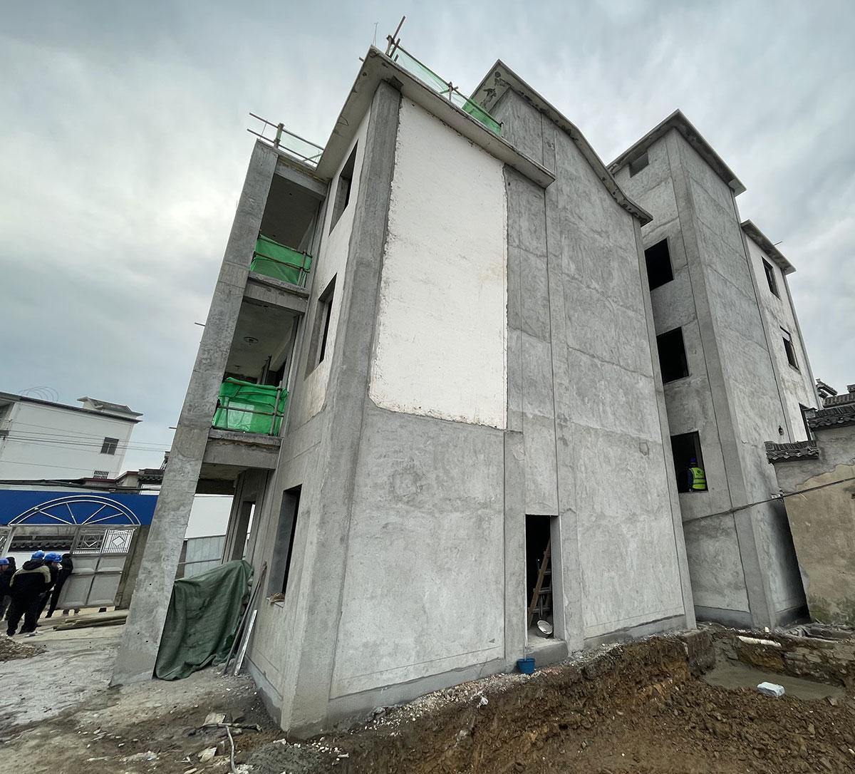 黨建引領(lǐng)進(jìn)工地，支部聯(lián)動(dòng)促發(fā)展